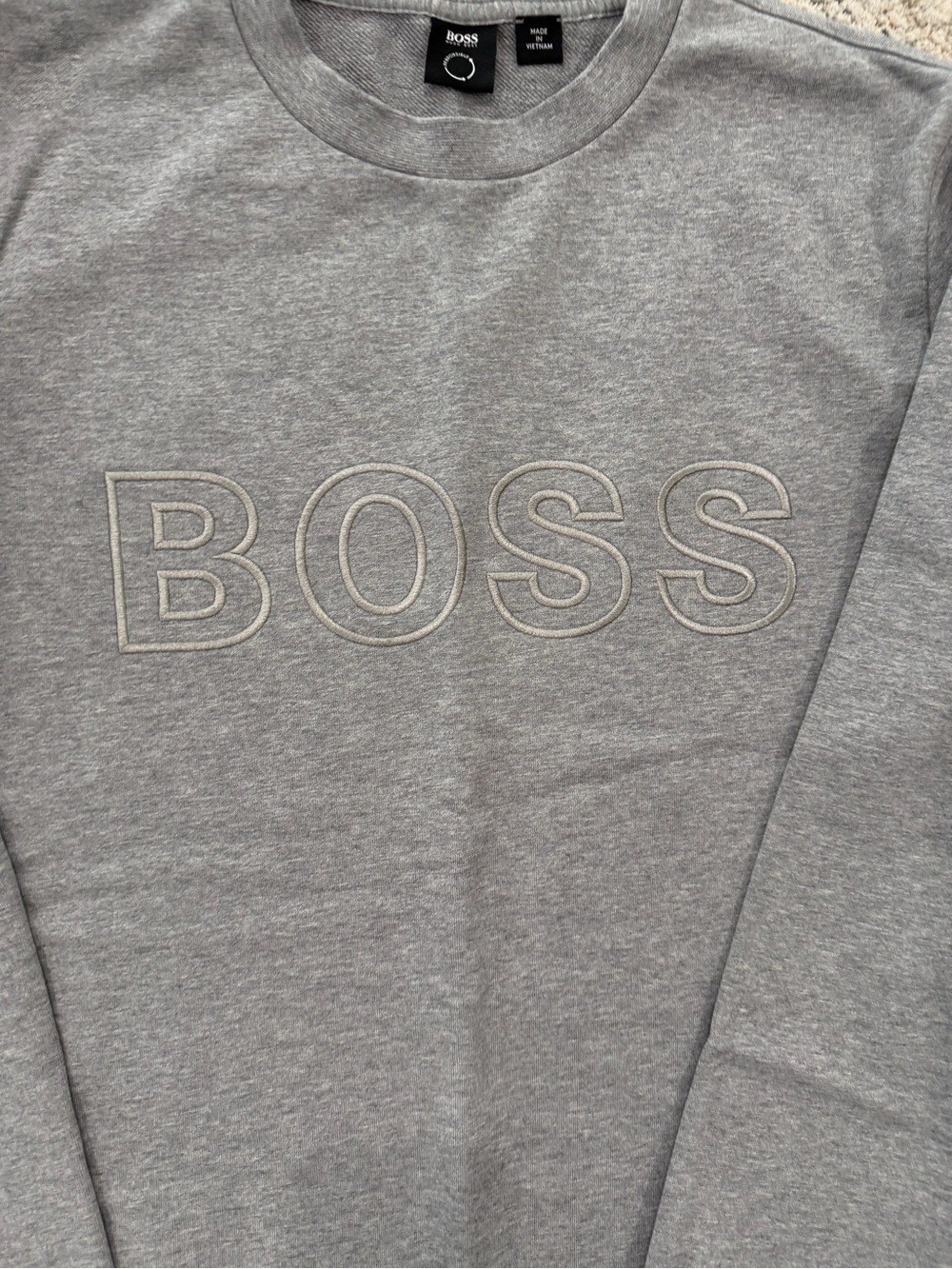 Hugo Boss Gray Embroidered BOSS Crewneck Sweater - Picture 2 of 6